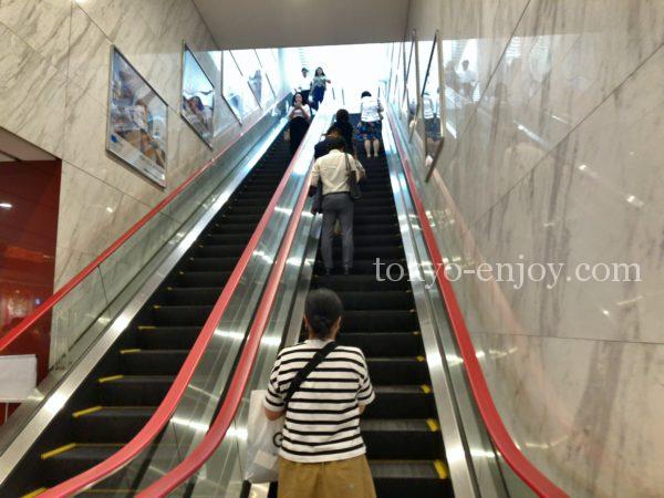 東銀座3番出口エレベーター