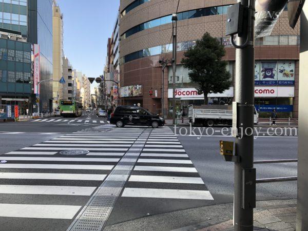 上野広小路駅前