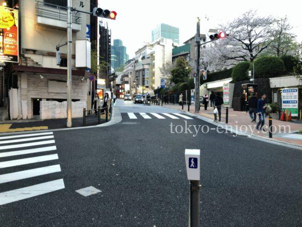 赤坂駅付近