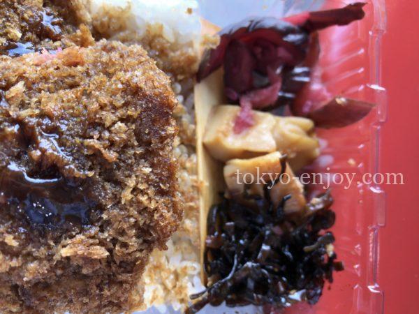 万葉軒 とんかつ弁当